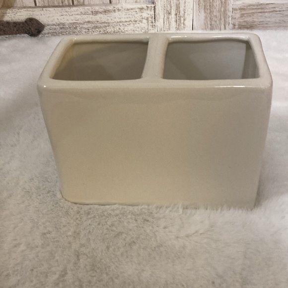 Rae Dunn Wake Up And Makeup Holder - Picture 3 of 8